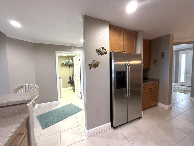 Building Photo - 7296 Marathon Dr
