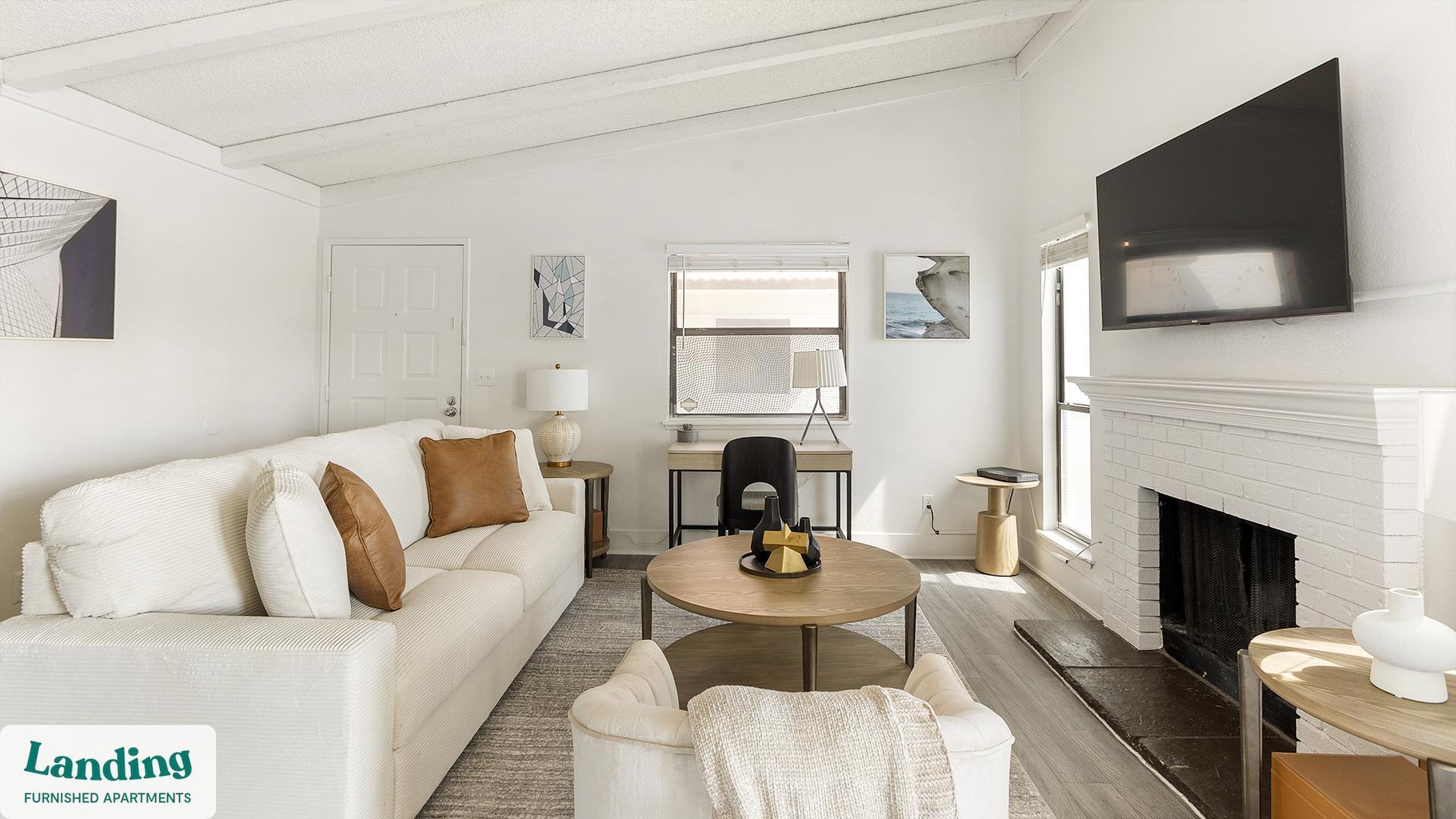 Building Photo - 5272 Tamarus St