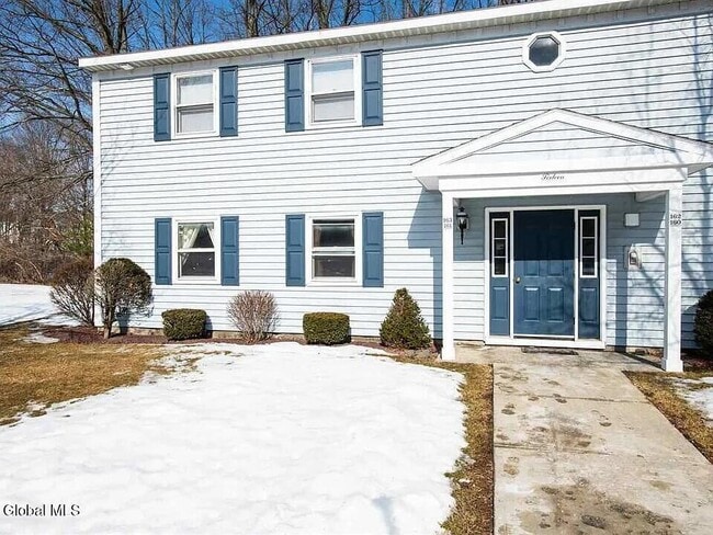 Building Photo - 161 Cedarview Ln