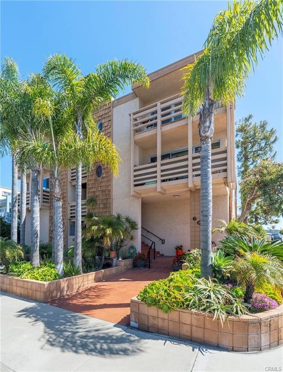 Primary Photo - 600 Monterey Blvd