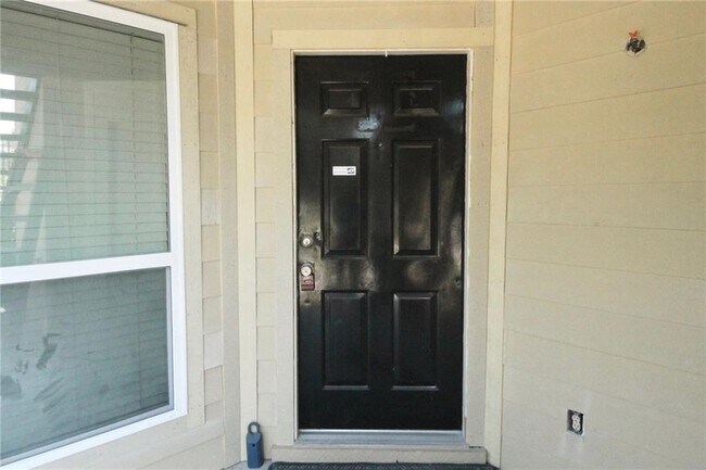 Building Photo - 10616 Mellow Meadow Dr