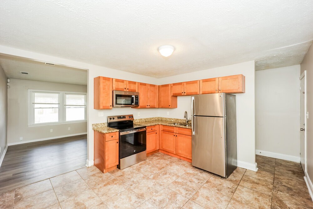 Building Photo - 8203 Sussex Dr