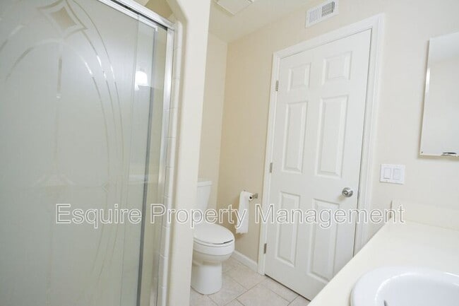 Building Photo - 1170 Novato Dr