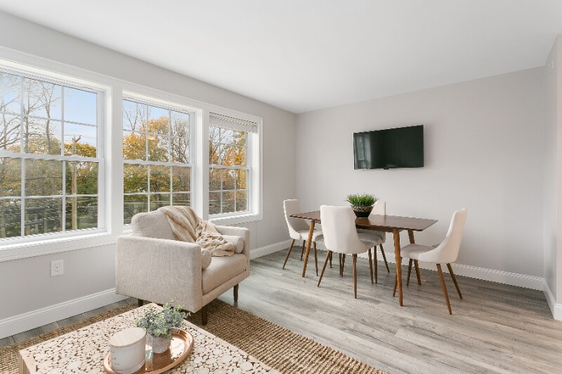 Building Photo - 1645 Black Rock Tpke