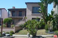 Building Photo - 1163 S Hayworth Ave