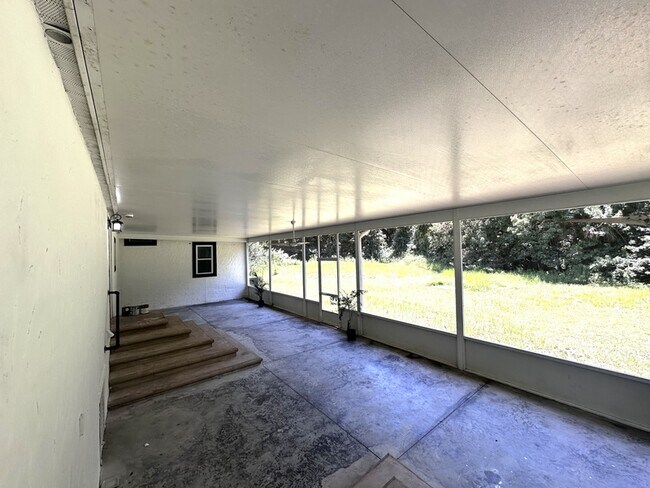 Building Photo - 2325 Salt Creek Trail
