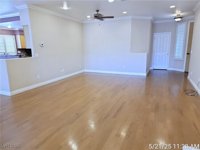 Building Photo - 8031 Lottie Ave