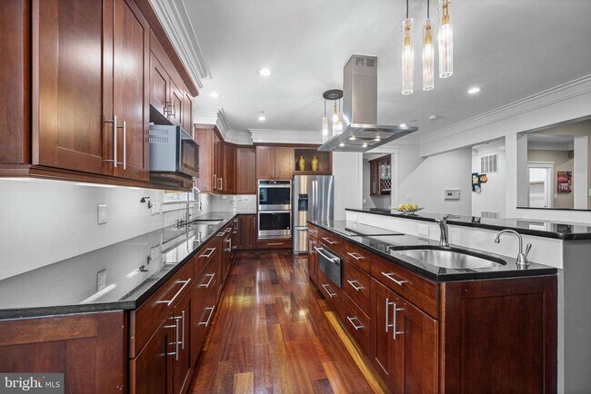 Building Photo - 9715 Singleton Dr