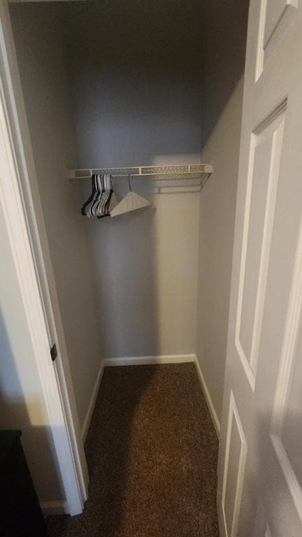 Building Photo - 476 River Oaks Dr