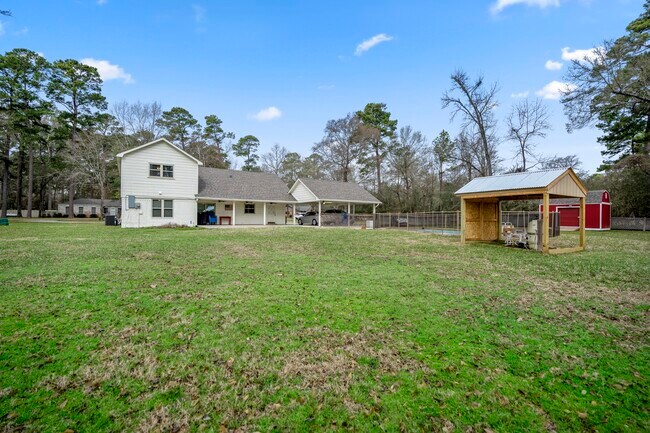 Building Photo - 15347 Conroe Dr