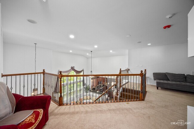 Building Photo - 2704 Blakely Ln