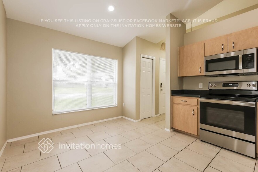 Building Photo - 8340 Split Creek Cir