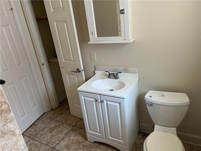 Building Photo - 3525 Jackson Blvd