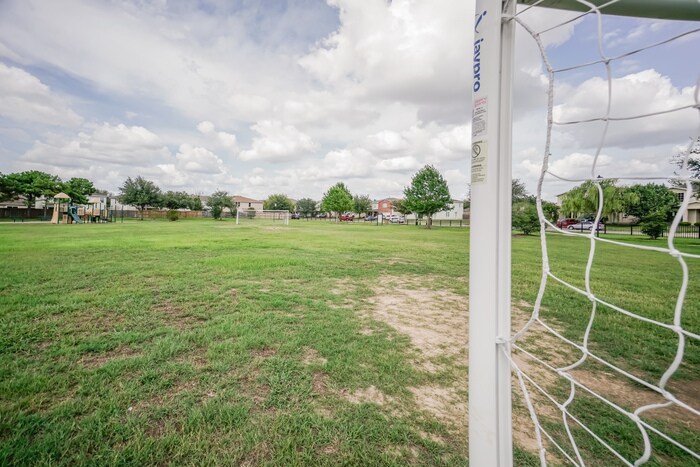 Building Photo - 7830 Ashland Springs Ln