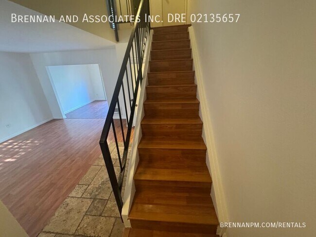 Building Photo - 7962 Mission Center Ct