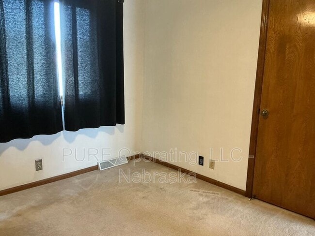 Building Photo - 5018 S 163rd St