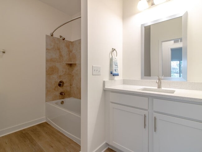 Building Photo - Gorgeous first floor - 2 bed 2 bath YEAR ROUND condo - Residence at Rehoboth Bay