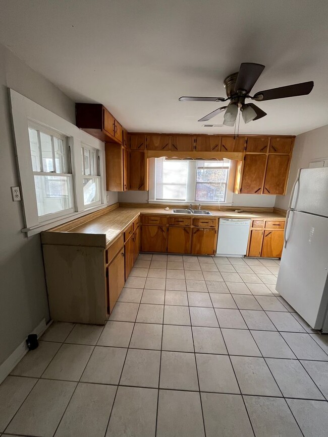 Building Photo - 1129 Tidmore Bend Rd