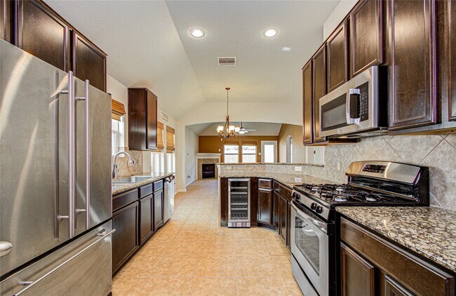 Building Photo - 28971 Birch Green Way