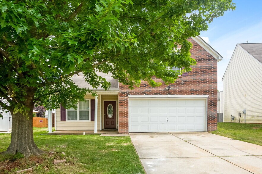 Building Photo - 1470 Kindred Cir NW