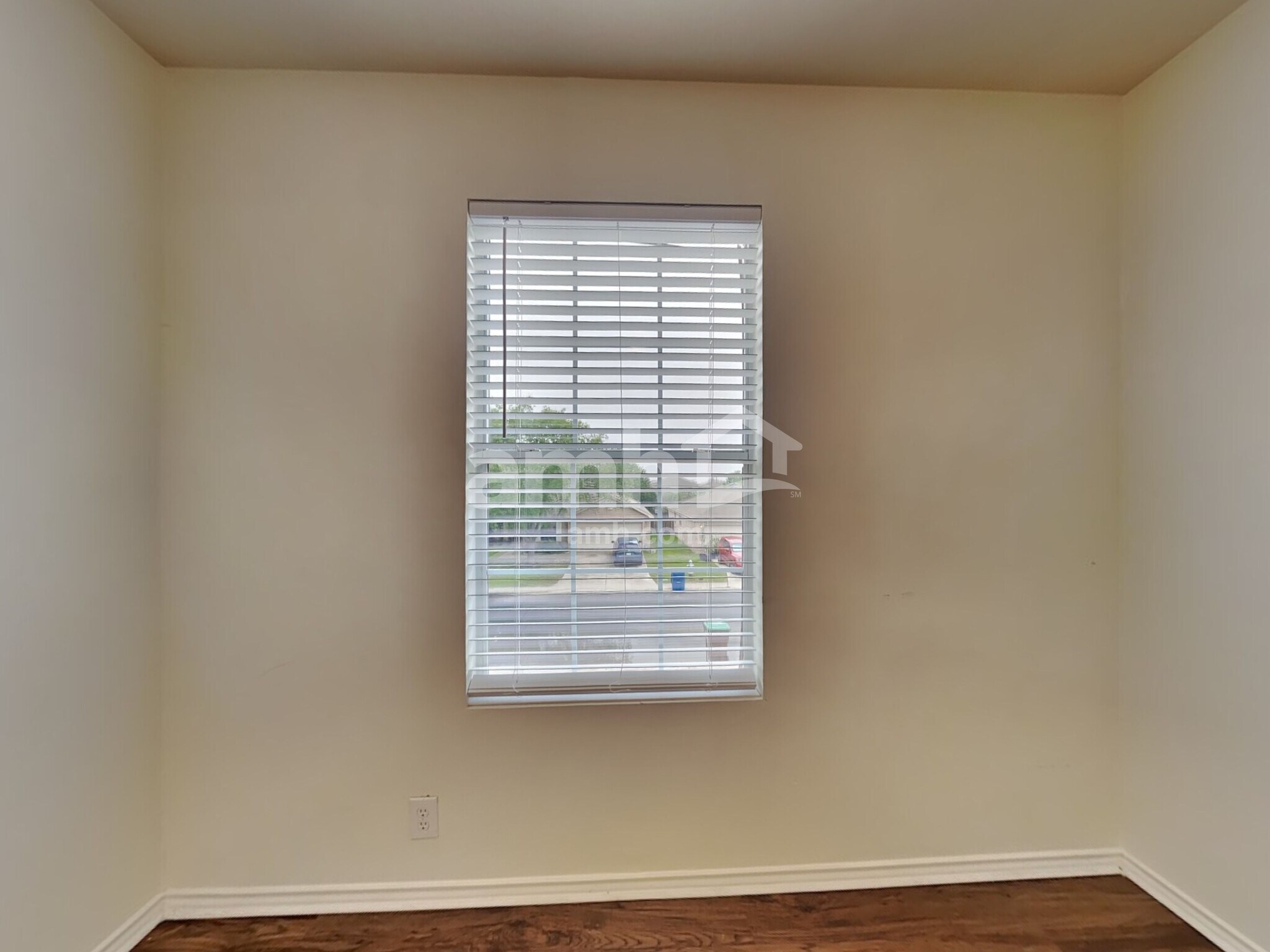 Building Photo - 142 Blue Juniper