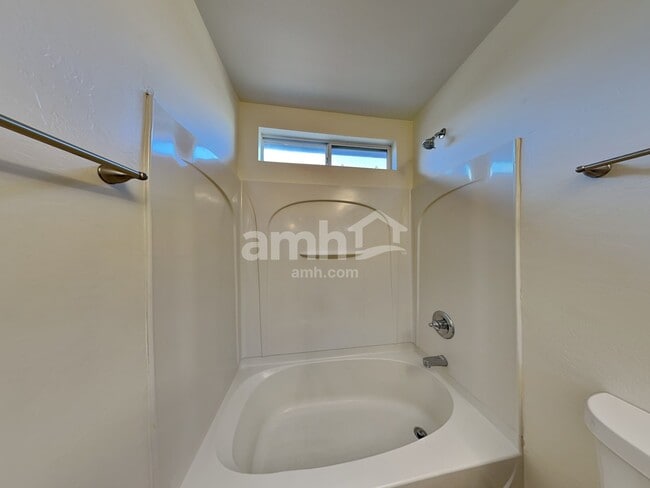 Building Photo - 3005 W Ferruccio Pl