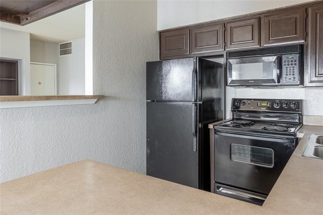 Building Photo - 400 E Pearl St