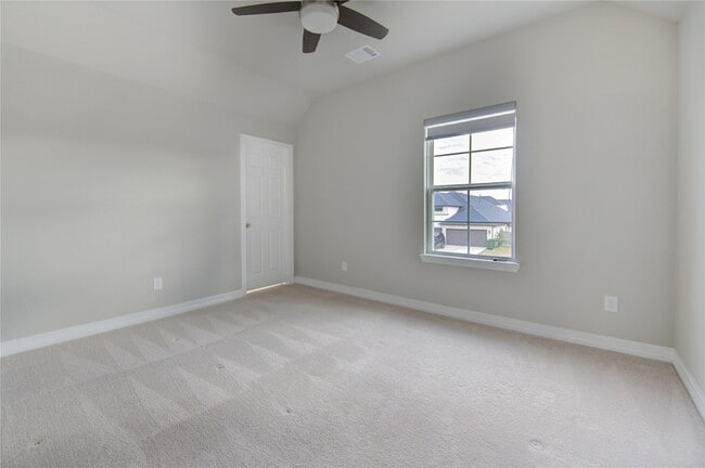 Building Photo - 28918 Woods Rose Ct