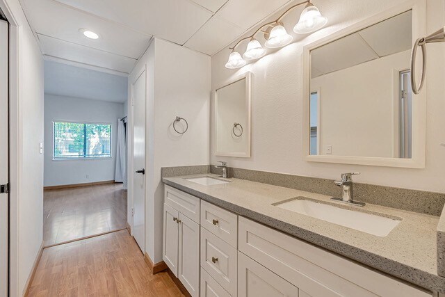 Building Photo - 4685 Albany Cir