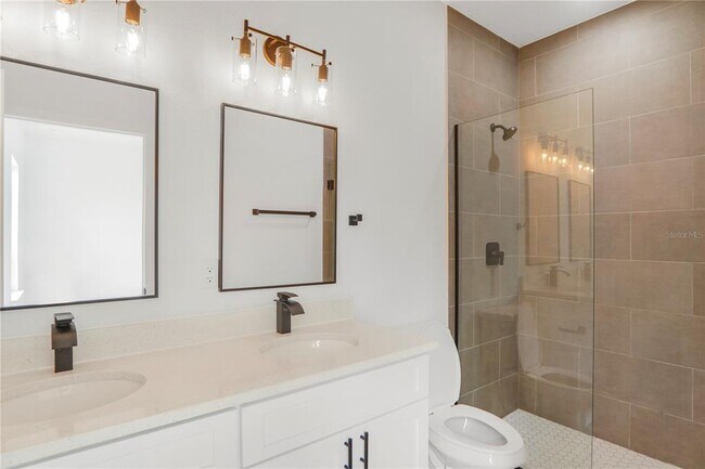 Building Photo - 2653 SW 176 Lp