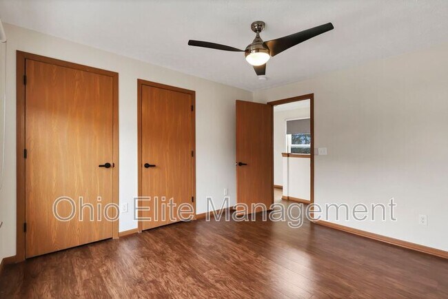 Building Photo - 826 S 18th St