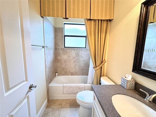 Building Photo - 1240 W Diamond Shore Loop