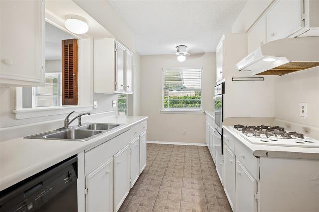 Building Photo - 511 Cambridge Dr