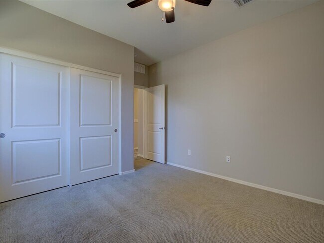 Building Photo - 14266 E Hub Dr
