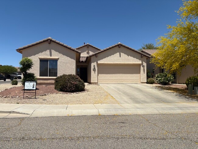 Primary Photo - 1210 Paso Robles Ave