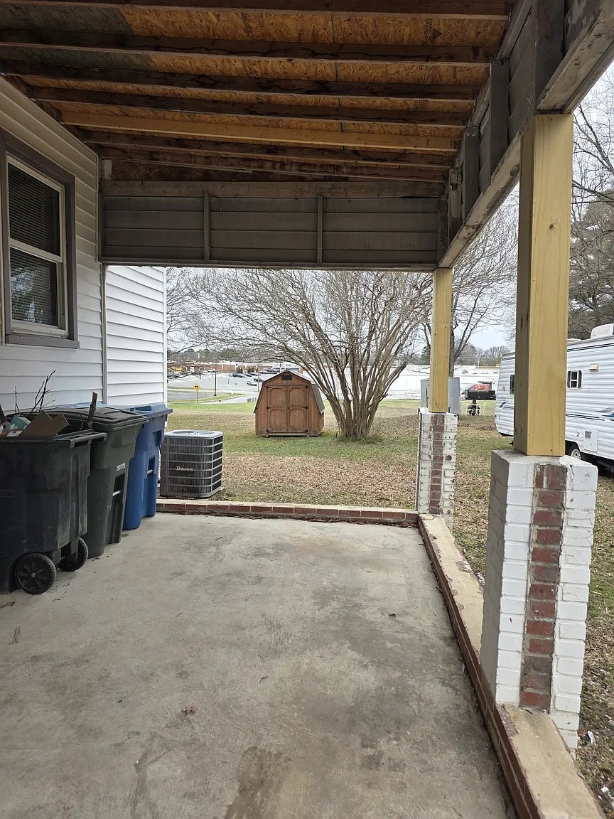 Building Photo - 202 N Merritt Ave