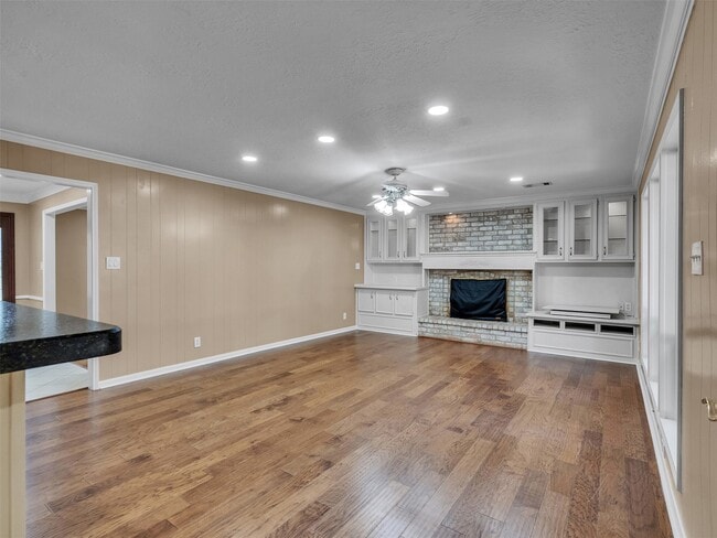 Building Photo - 6702 Moccasin Bend Dr