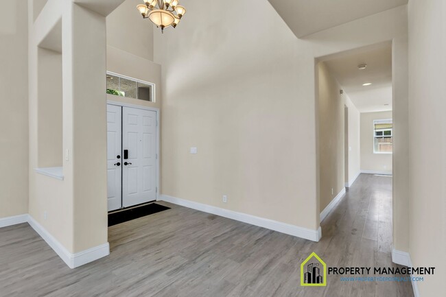Building Photo - Luxury 5-BR Home Rental in Elk Grove