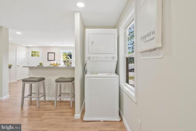 Building Photo - 21975 Baja Ln