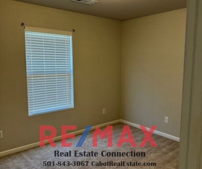 Building Photo - Sorry No Smoking and No Pets Permitted