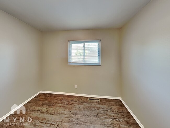 Building Photo - 3474 Farley Dr