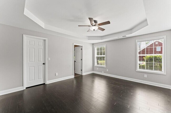 Building Photo - 5605 Martin Grove Dr NW