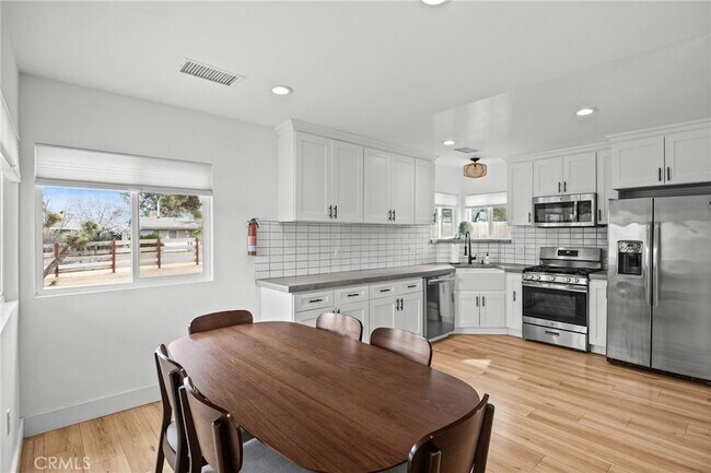 Building Photo - 55585 Onaga Trail