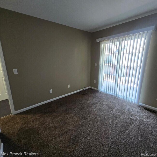 Building Photo - 1643 Campau Farms Cir