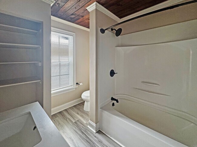 Building Photo - 830 Ave G