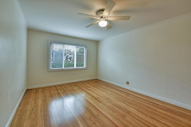 Building Photo - 715 30th Ave