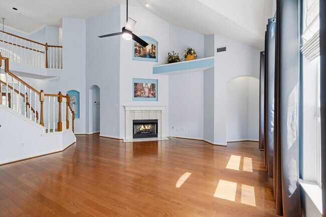 Building Photo - 2123 Mossy Trail Dr