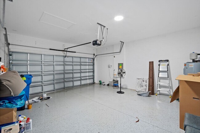 Building Photo - Now Available! 3 Bedrooms + Den, 2.5 Baths...