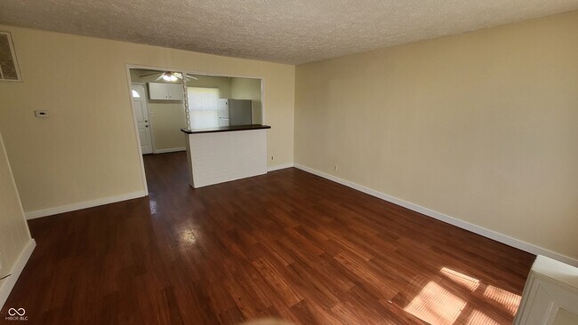 Building Photo - 7810 Cullen Dr