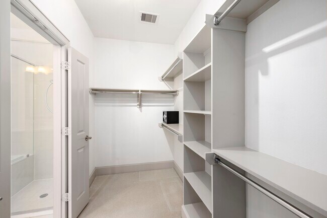 Building Photo - 3302 Audley St